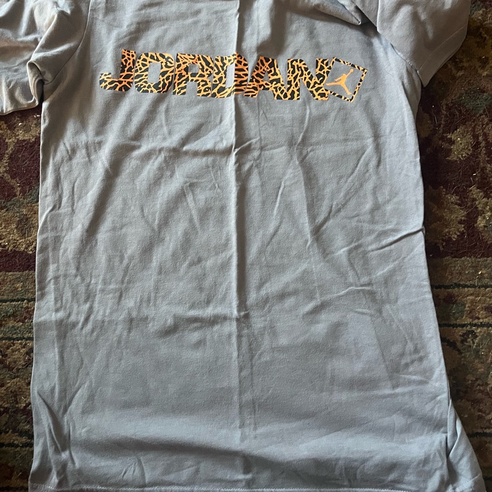 Jordan Shirt Size Large